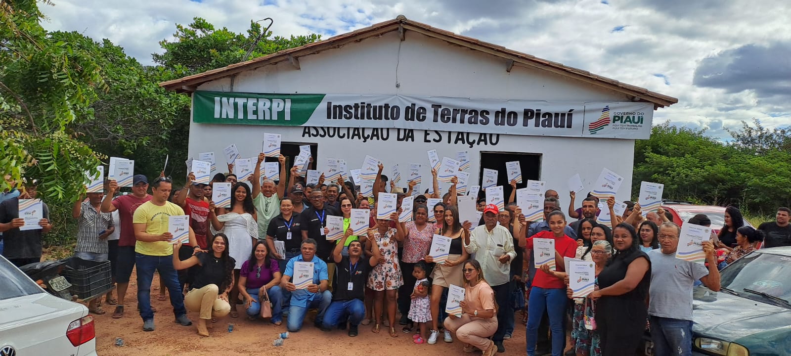 160 famílias de São Raimundo Nonato recebem títulos de terras
